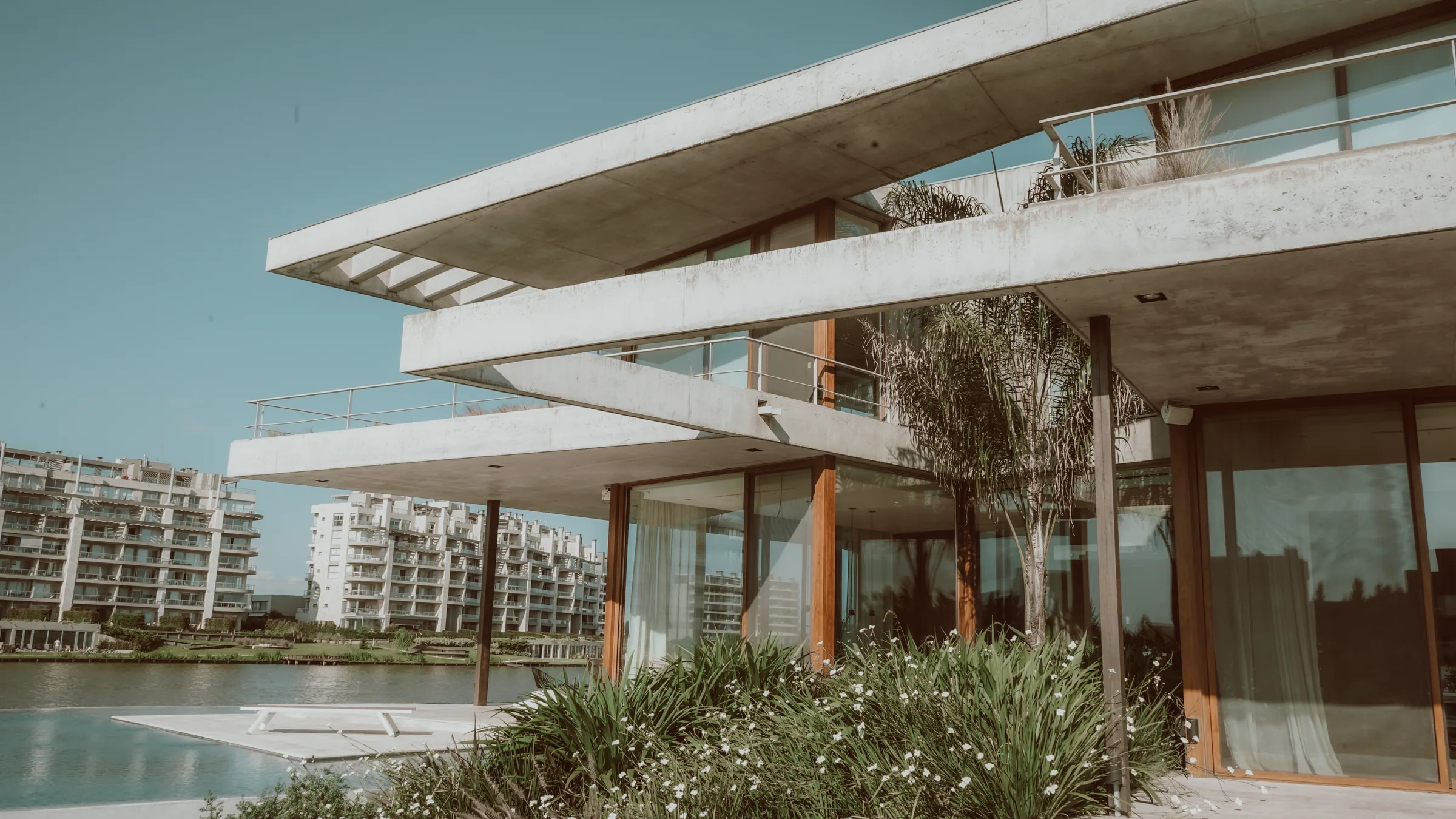 Hotel Costanera Sur